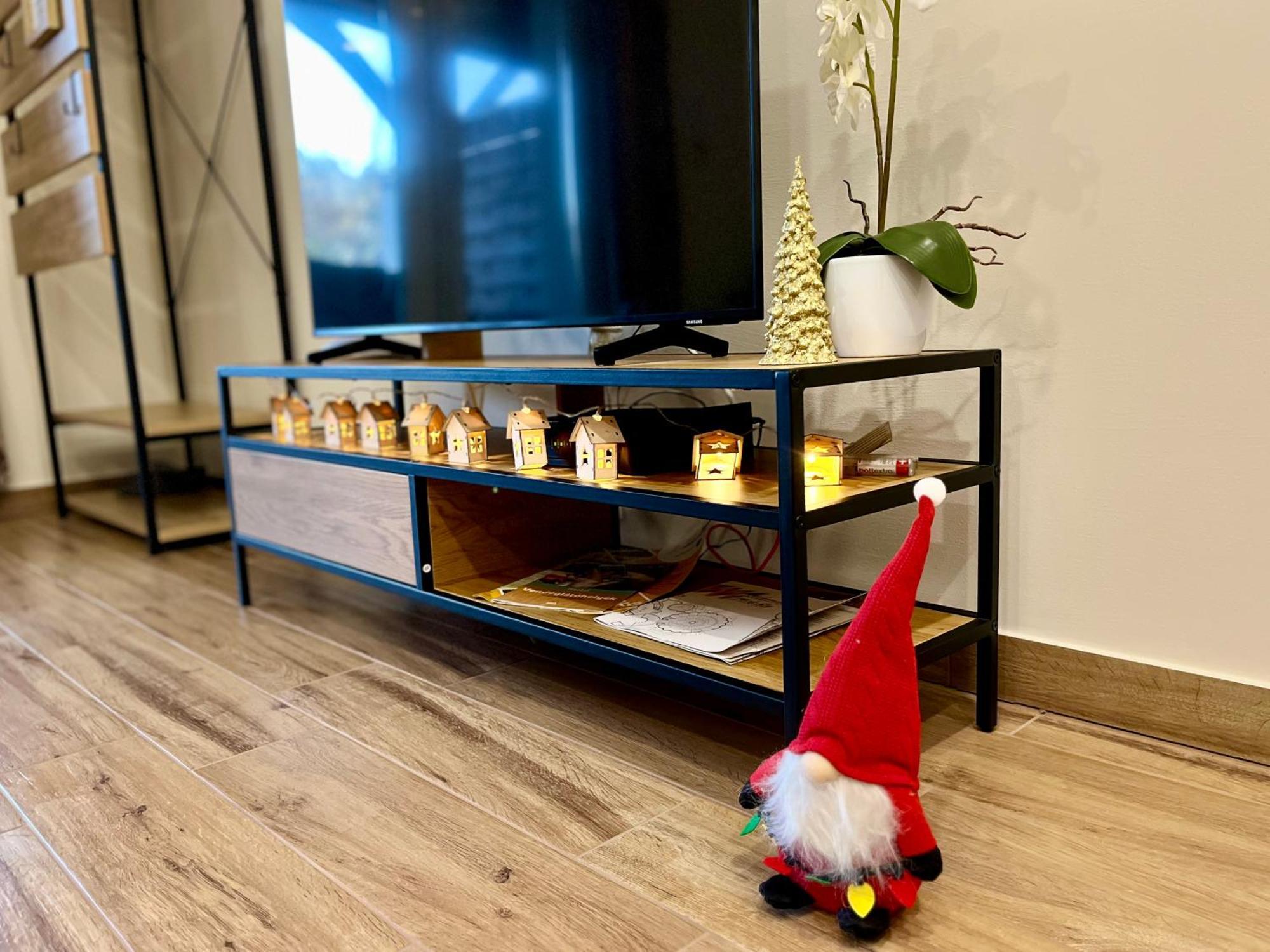 Voeroesmarty Apartmanhaz Makó 외부 사진