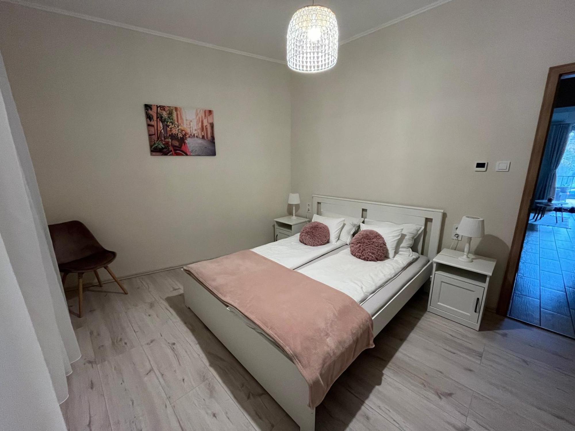 Voeroesmarty Apartmanhaz Makó 외부 사진